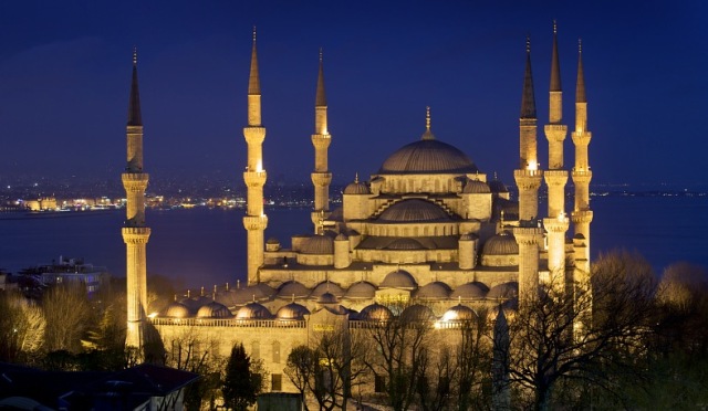 Paket Umroh Idul Fitri Plus Turki 2018